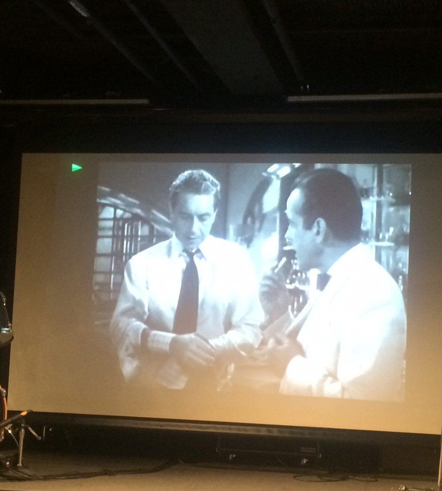 名画からインディーズ映画上映まで対応。リーズナブルな利用料でご提供いたします。